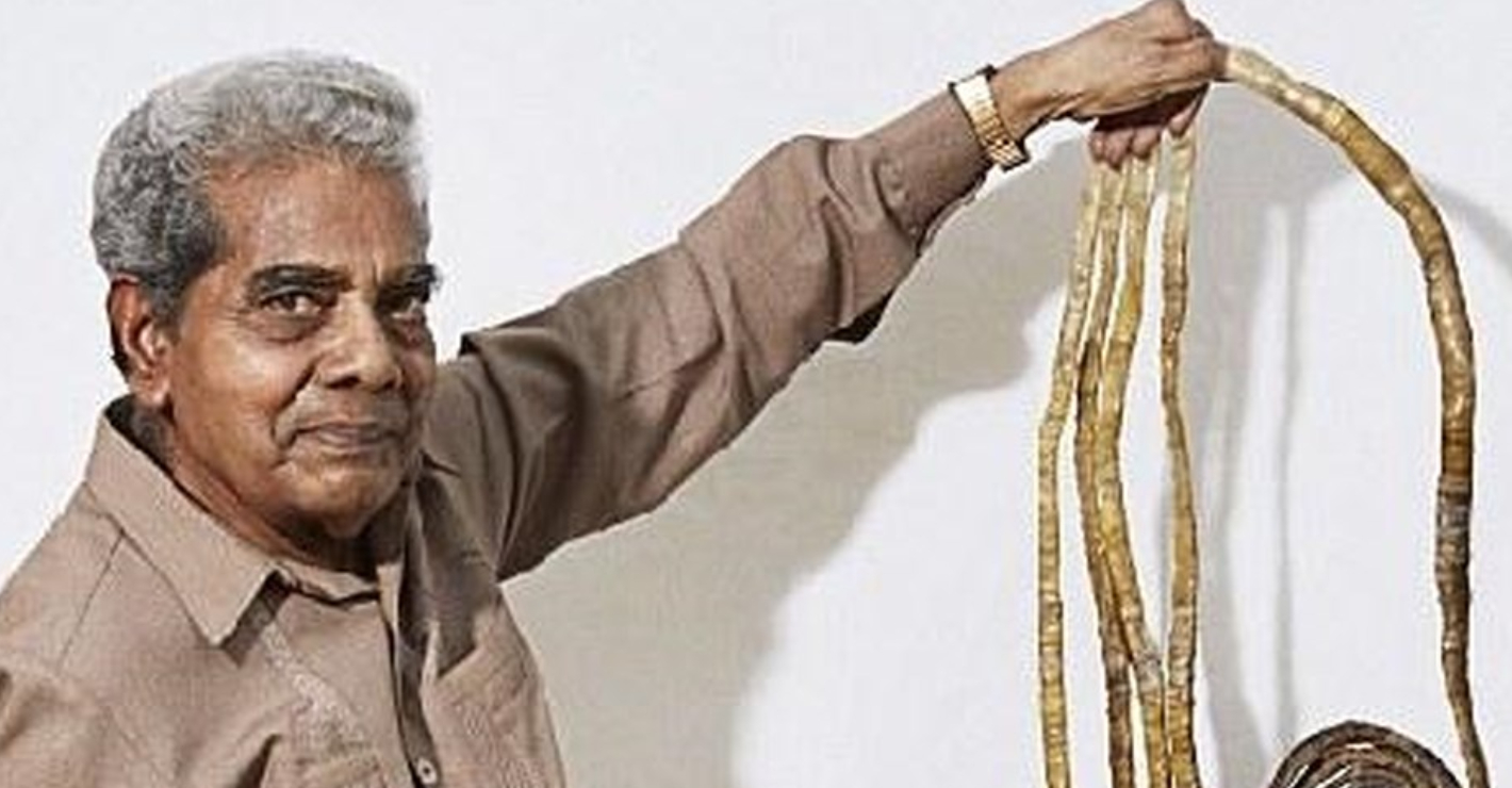 Man With The World’s Longest Finger Nails Finally Cuts Them Off After ...